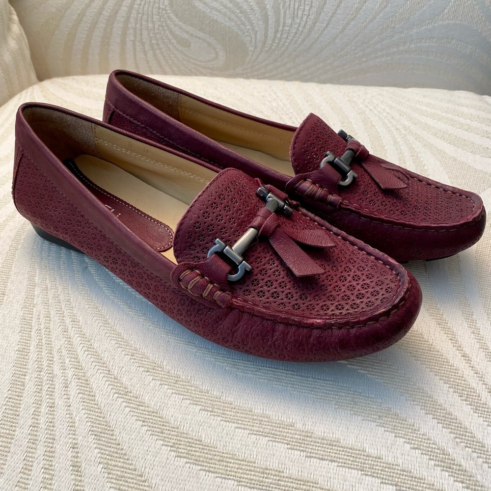 VANELI Flats / Loafers